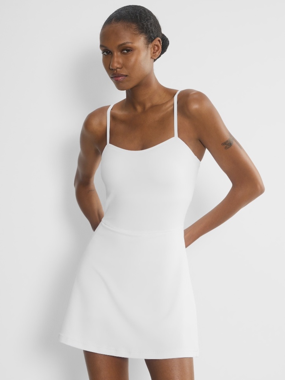 Golden BUTTER Toss Sweetheart Sports Dress, White, Size Medium, Aritzia - Picture 2 of 7